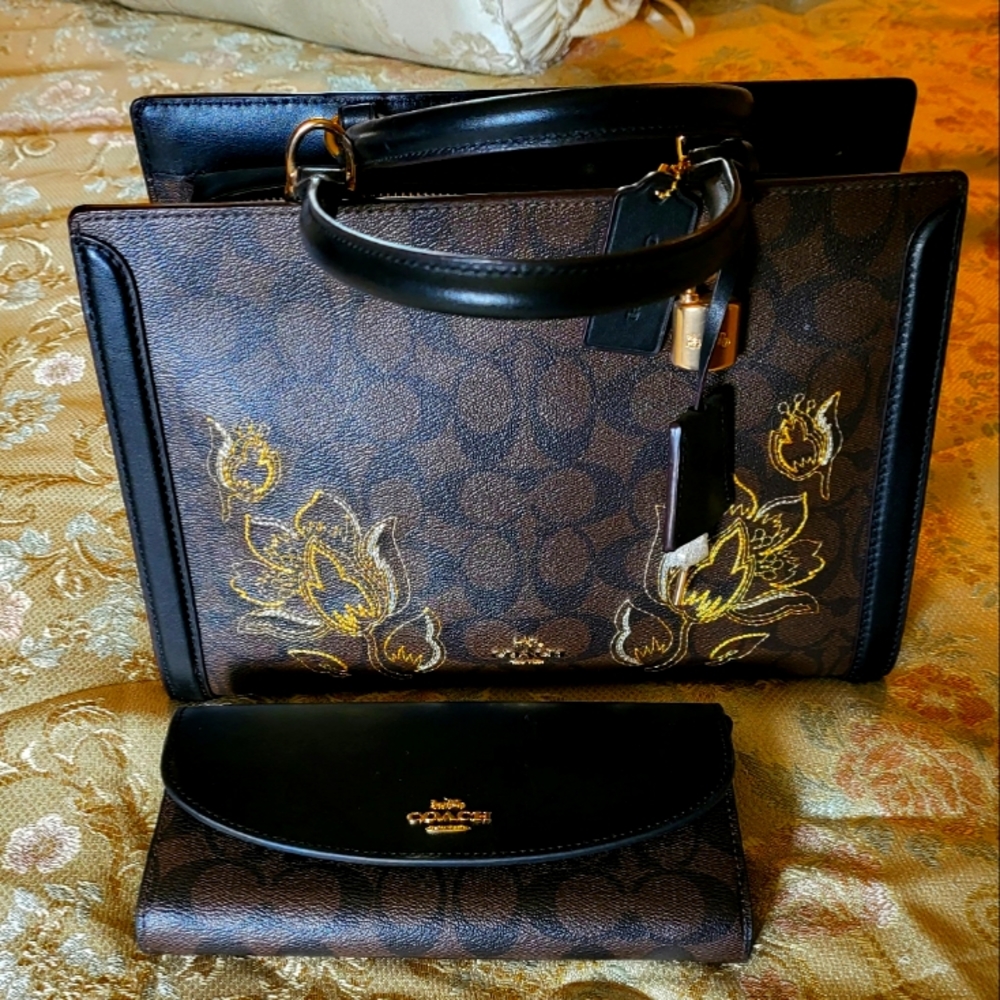 EUC Coach Gold Embroidered Handbag and Wallet Set